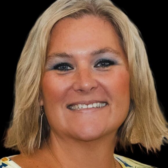 Meet your Posher, Nicole - Picture 1 of 1